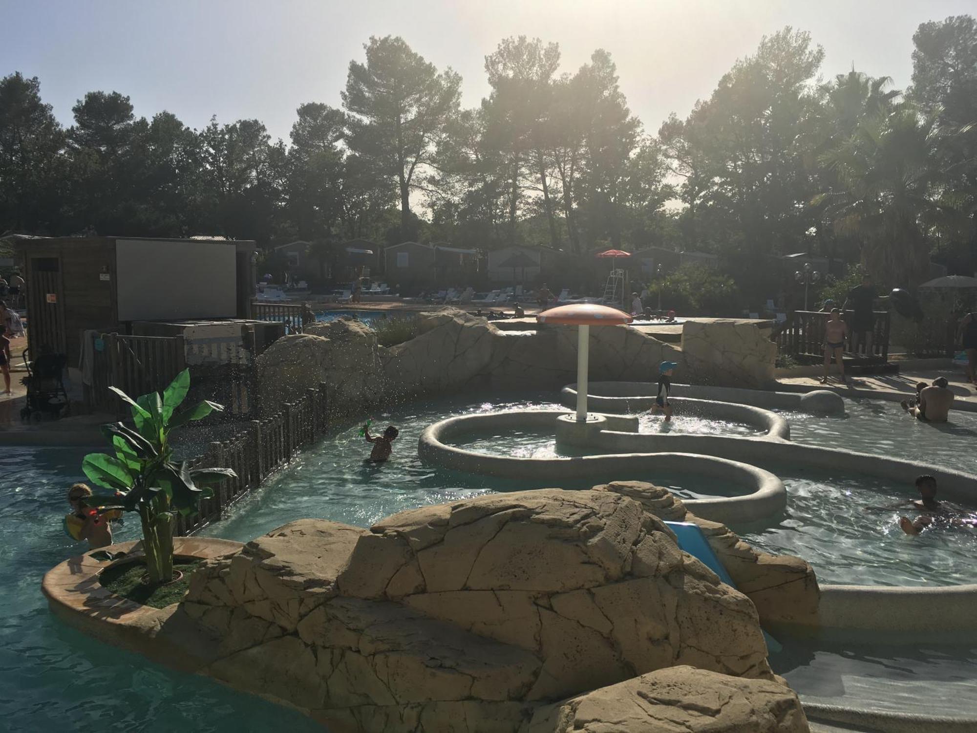 Domaine De La Sainte Baume Hotel Nans-les-Pins Eksteriør billede